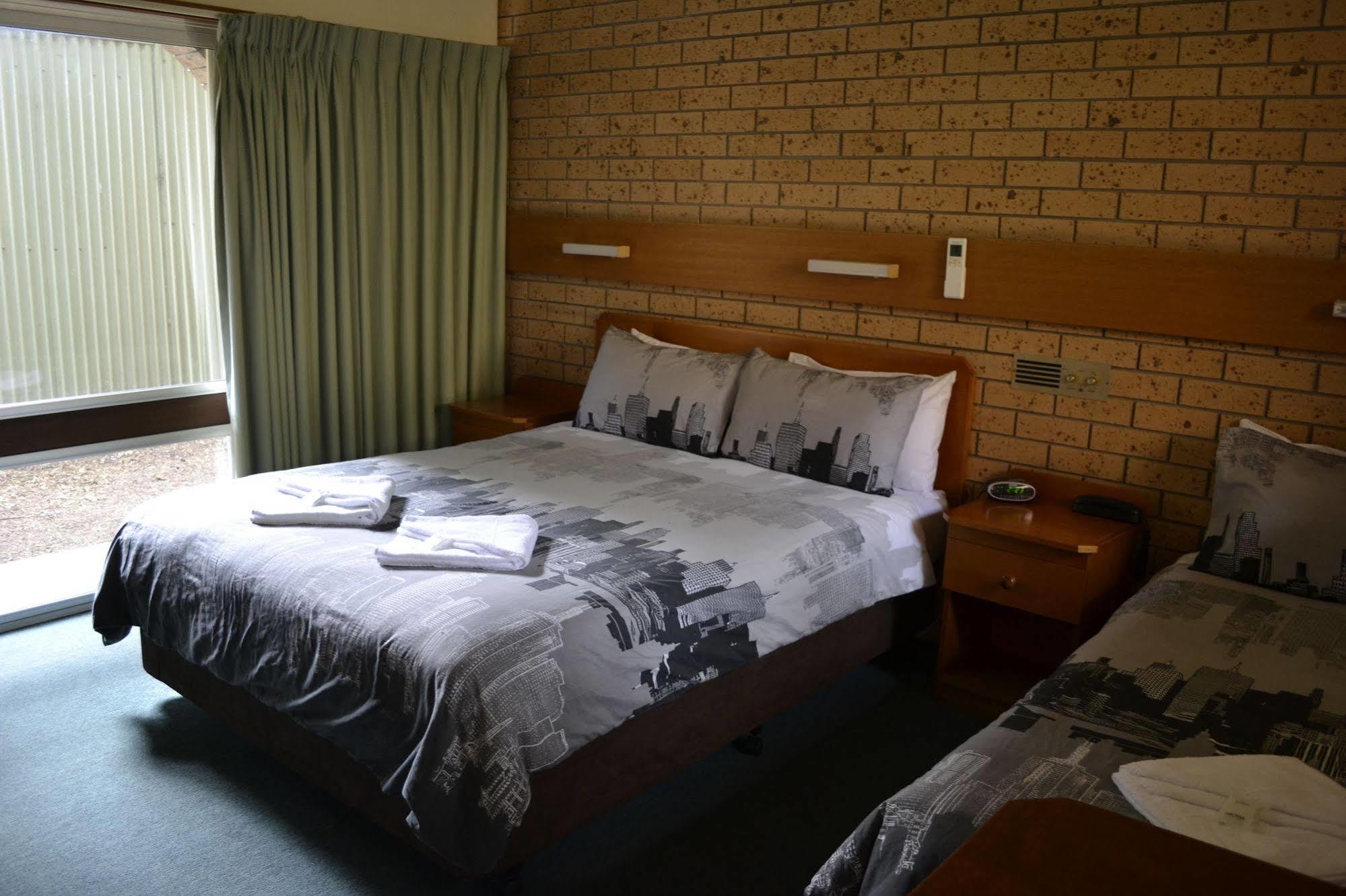 Colac Mid City Motor Inn Exterior foto