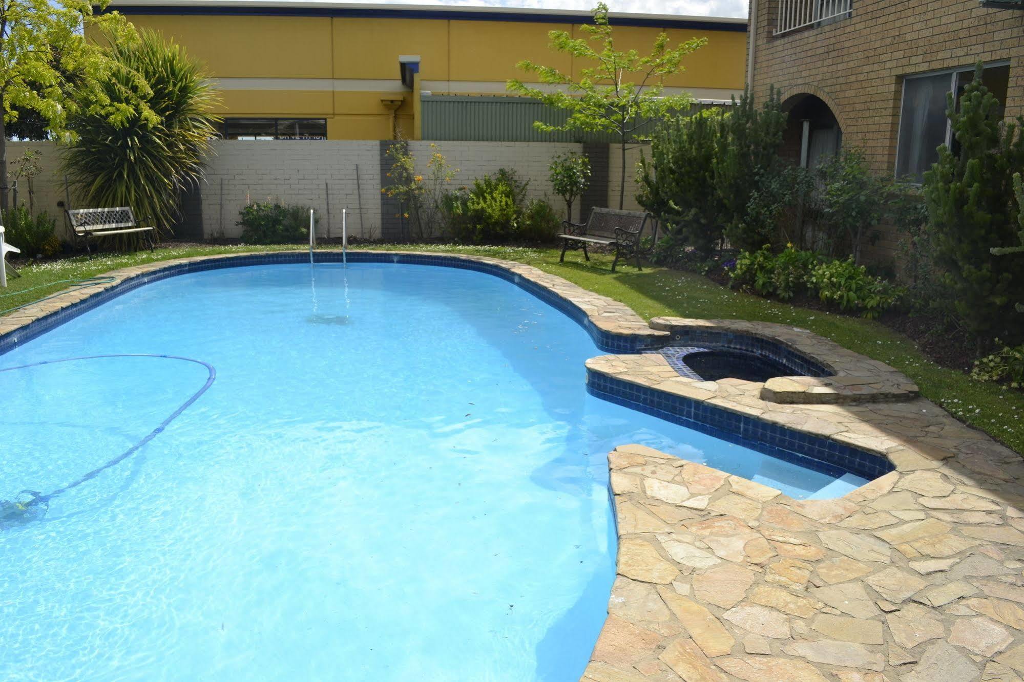 Colac Mid City Motor Inn Exterior foto